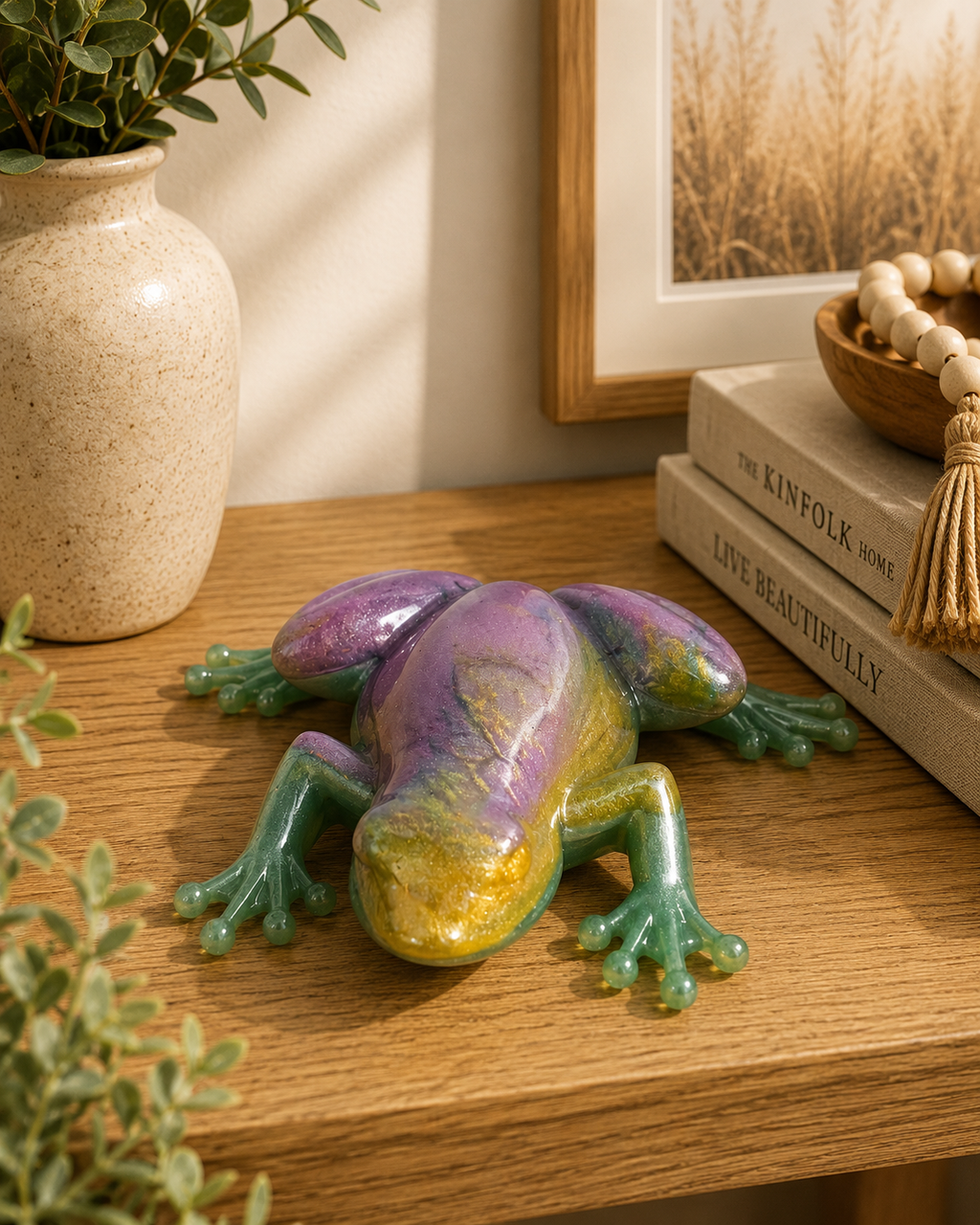 Sparkle Crouching Frog Figurine