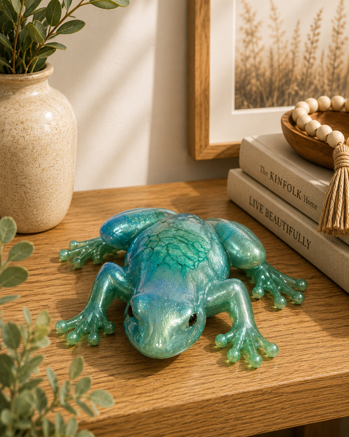 Sparkle Crouching Frog Figurine