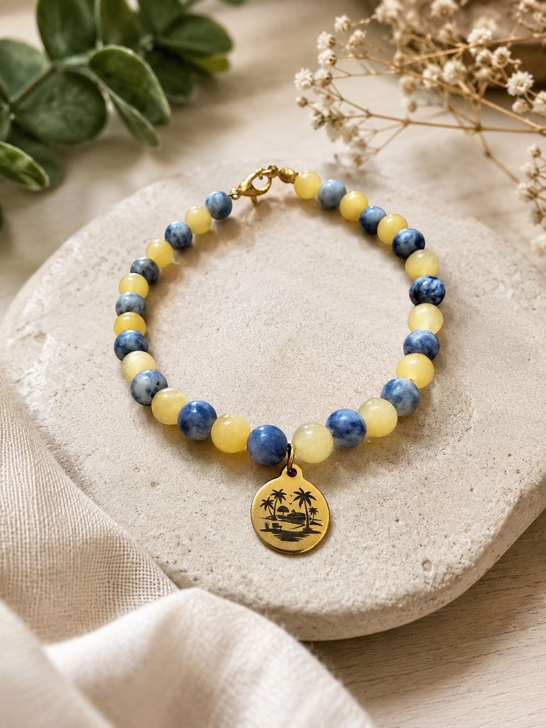 Sunny Shores Beaded Bracelet with Beach Charm